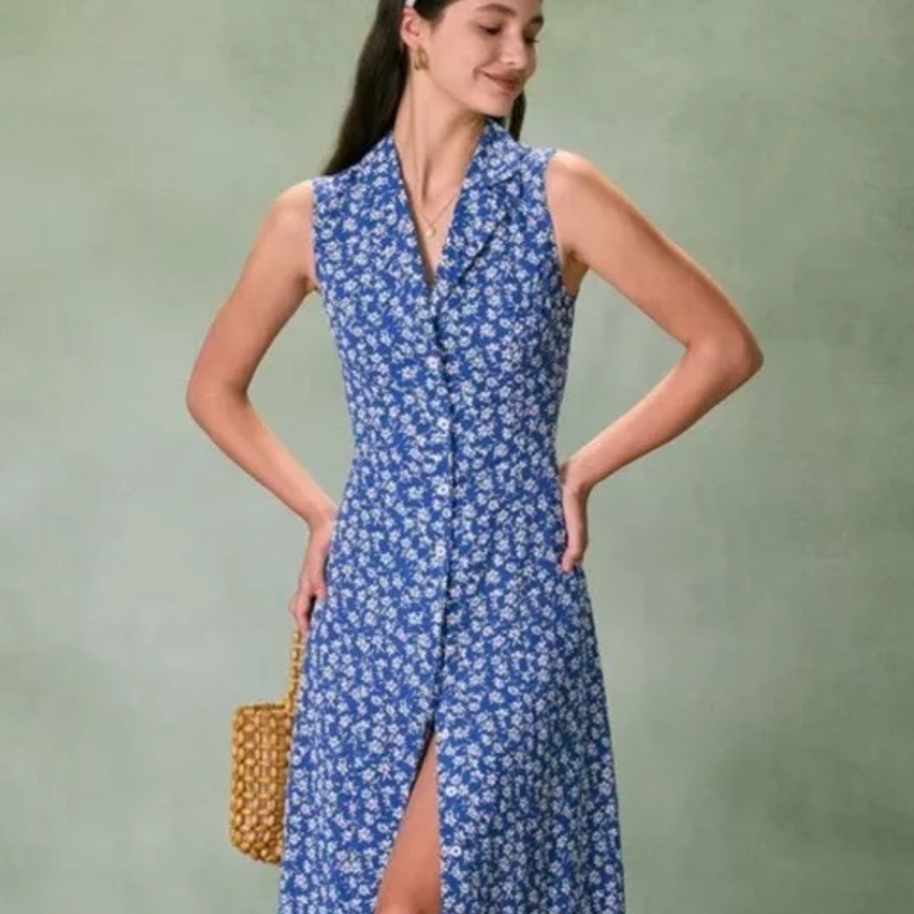 Floral Blue Sleeveless Dress